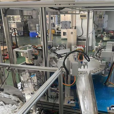 良い価格 非標準的な自動ポンプヘッド組立機械組立プロセス技術 高度な資格率 リモート制御 オンライン
