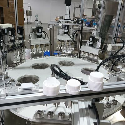 良い価格 非標準カスタマイズされた洗濯洗剤ボトルキャップ自動キャッピングマシン、サーボモーター付き オンライン