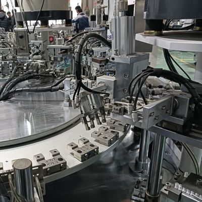良い価格 オーダーメイド 自動 ボトル蓋機 CE証明書 オンライン