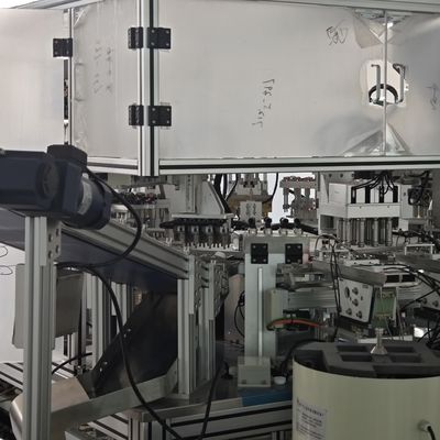 良い価格 乾燥剤キャップ シリコンゲル詰め 密封キャップ組立機械 オンライン