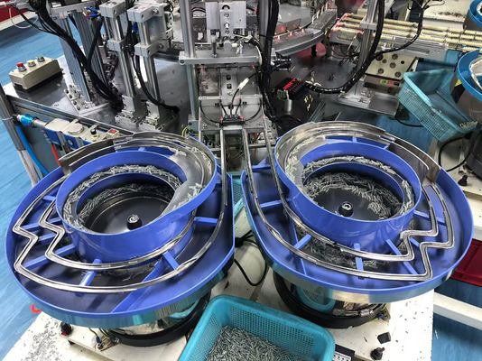 良い価格 安全性血液採取針の非標準的な自動組立 PLC制御操作が簡単 オンライン