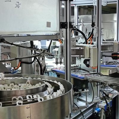 良い価格 非標準的な自動ヘリキャップ組立機械,顧客の要件に合わせた,キャロセルの操作 オンライン