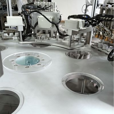 自動点滴フィルムキャップ組立機（一人作業で省力化）