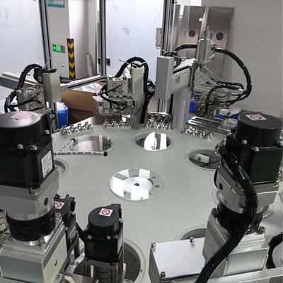 良い価格 カスタマイズされたキャロセルのタイプ スプリングロードされた乾燥剤キャップの充填機 操作しやすい機器とトラブルシューティングを示すディスプレイ. オンライン