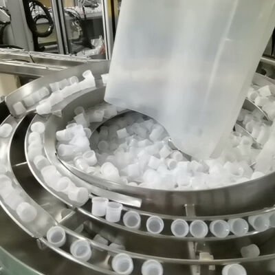 良い価格 触覚画面操作と調整可能な速度を持つ高速生産ゼリーキャップスクリューリングマシン オンライン